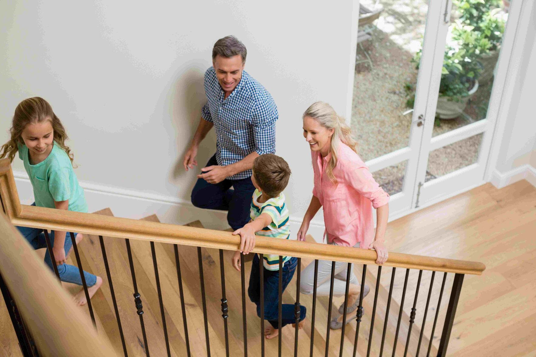 Essential things to consider before you hire a real estate agent